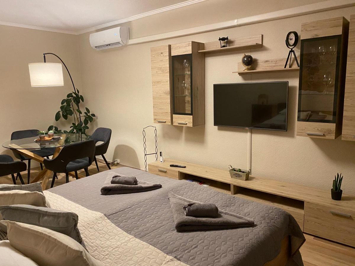 Centrum Apartman Kaposvar Exterior photo
